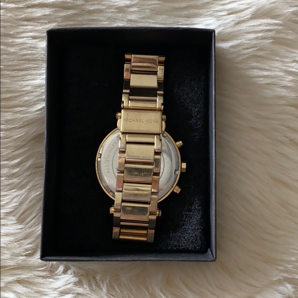 NEW ⭐️ MK Watch - Gold - Picture 2 of 5